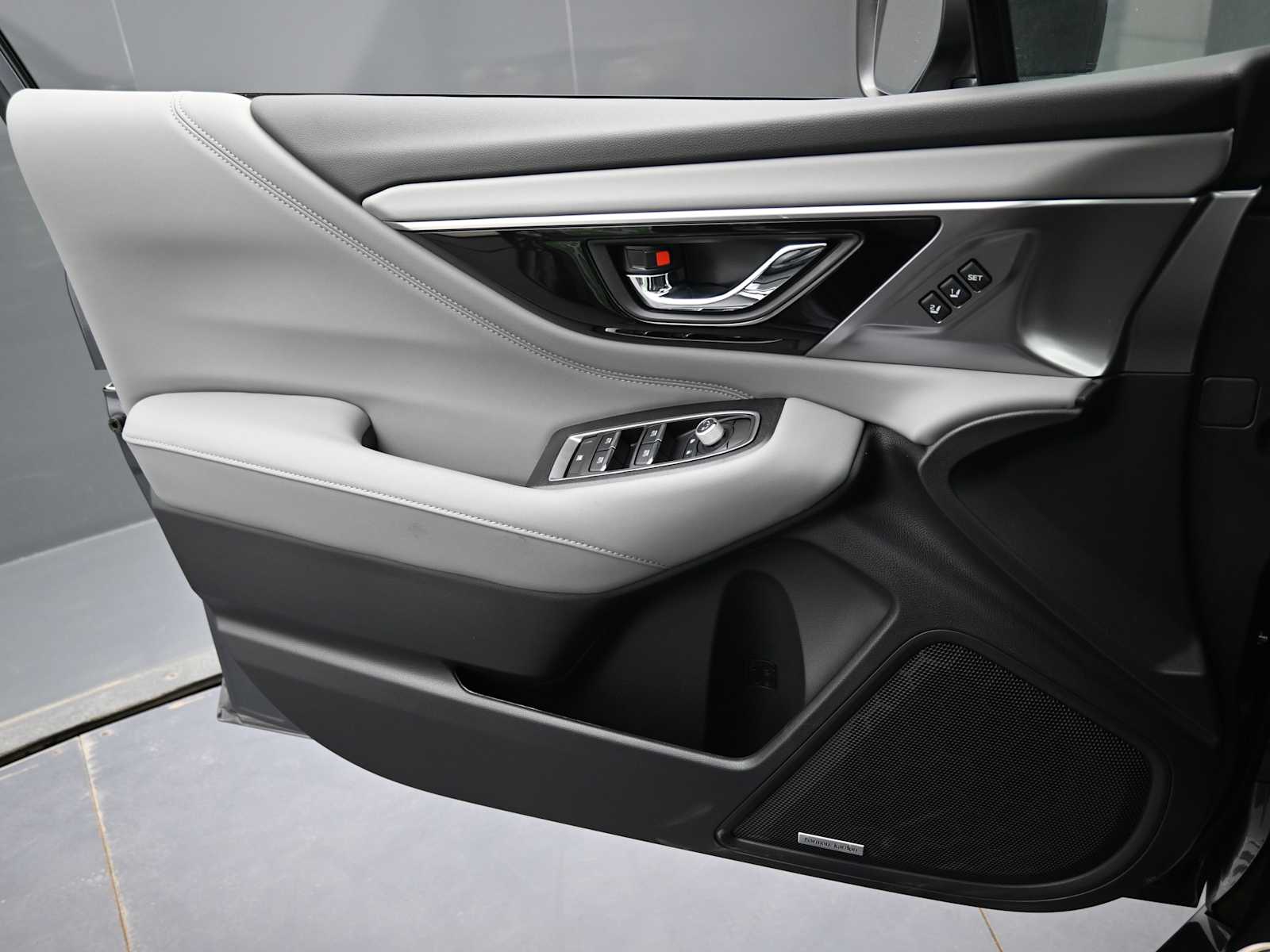 2025 Subaru Legacy Limited - Photo 11