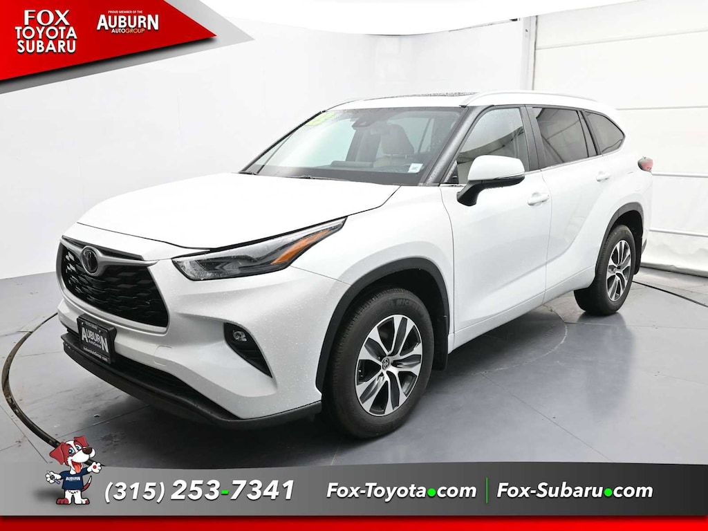 Used 2023 Toyota Highlander XLE SUV