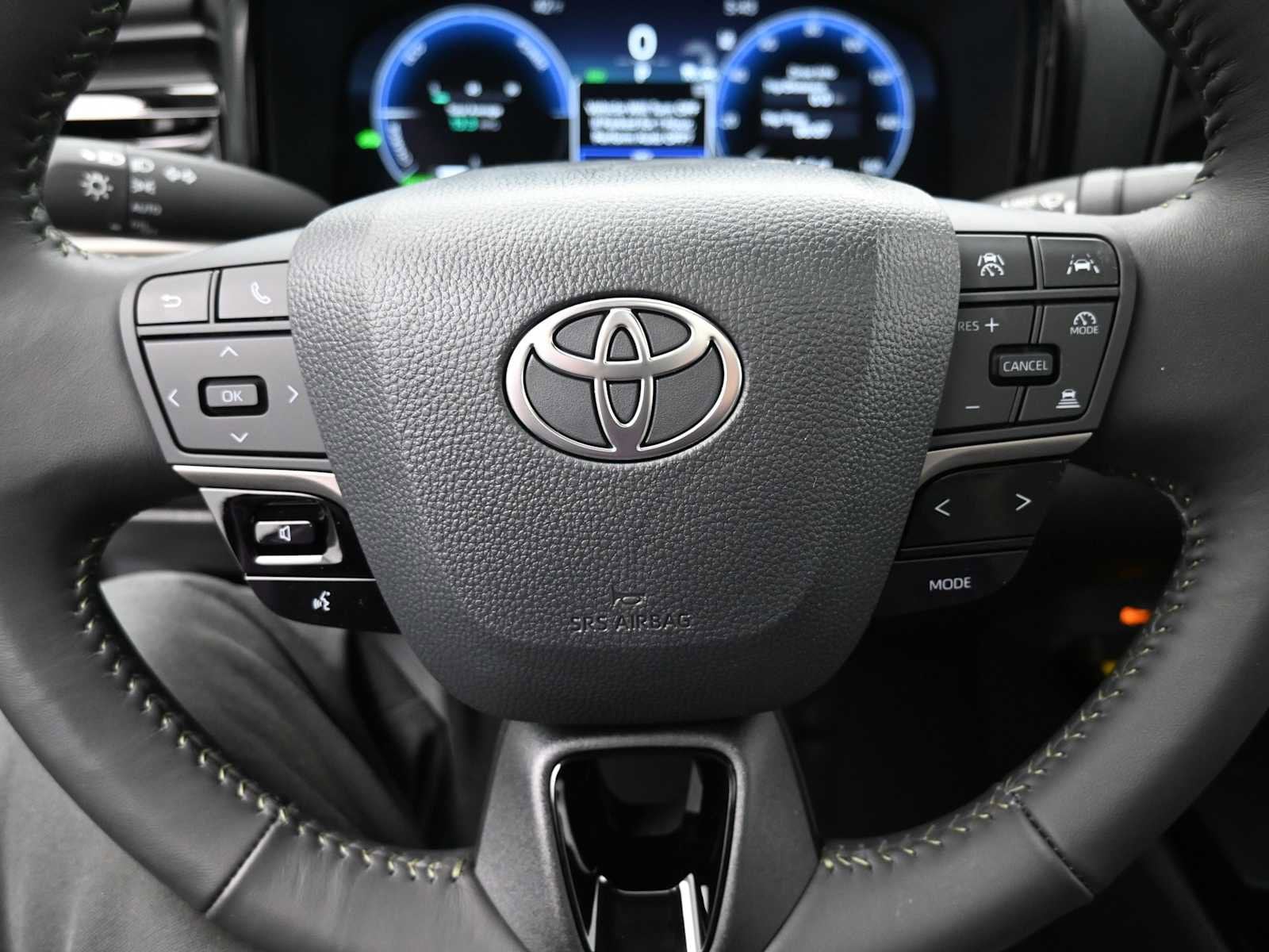 2026 Toyota Camry XLE - Photo 6