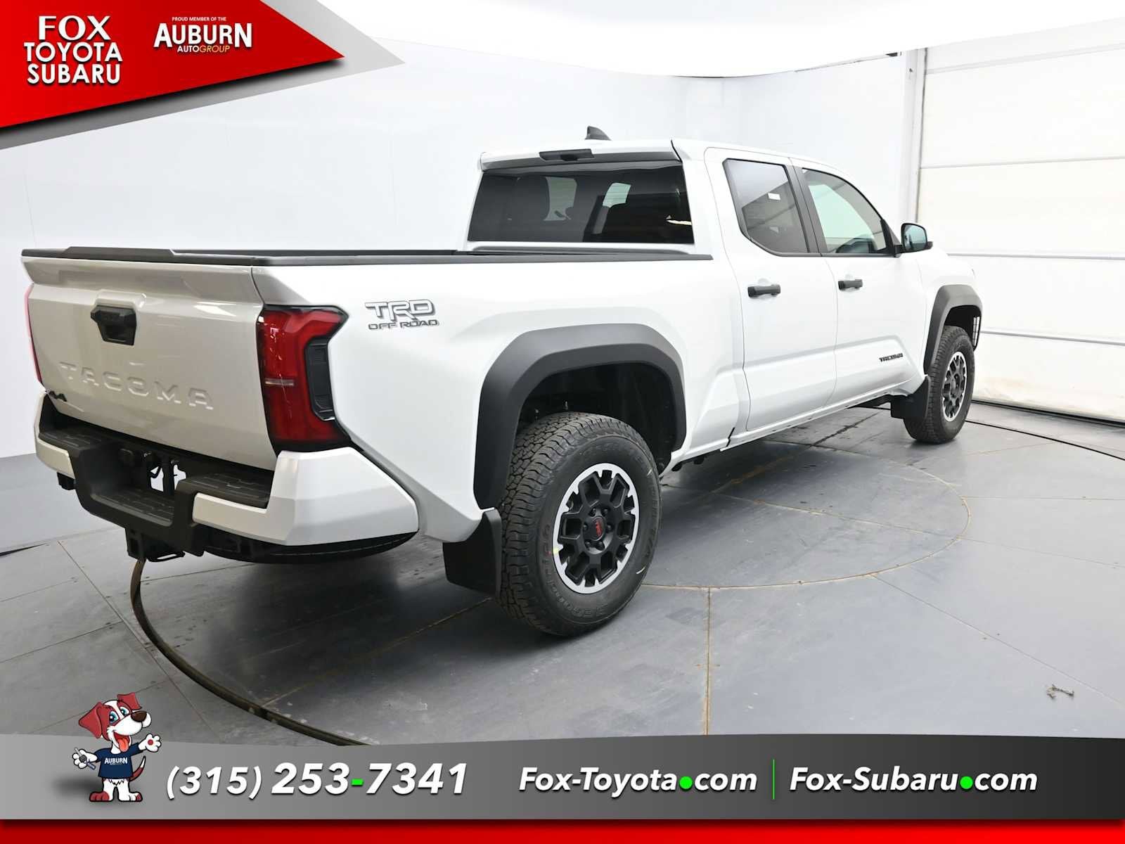 2025 Toyota Tacoma TRD Off Road - Photo 13