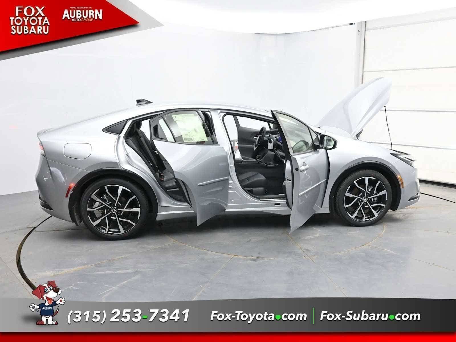 2026 Toyota Prius Plug-in Hybrid XSE - Photo 31