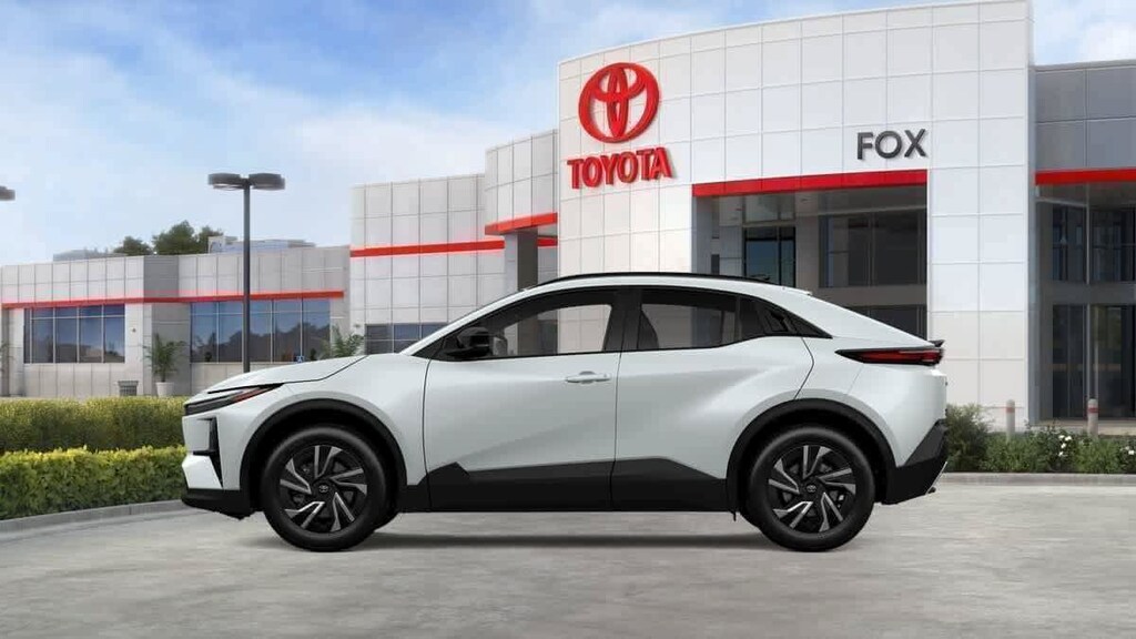 New 2026 Toyota C-HR SE SUV