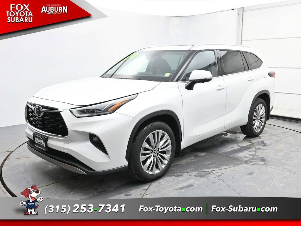 Used 2024 Toyota Highlander Platinum SUV