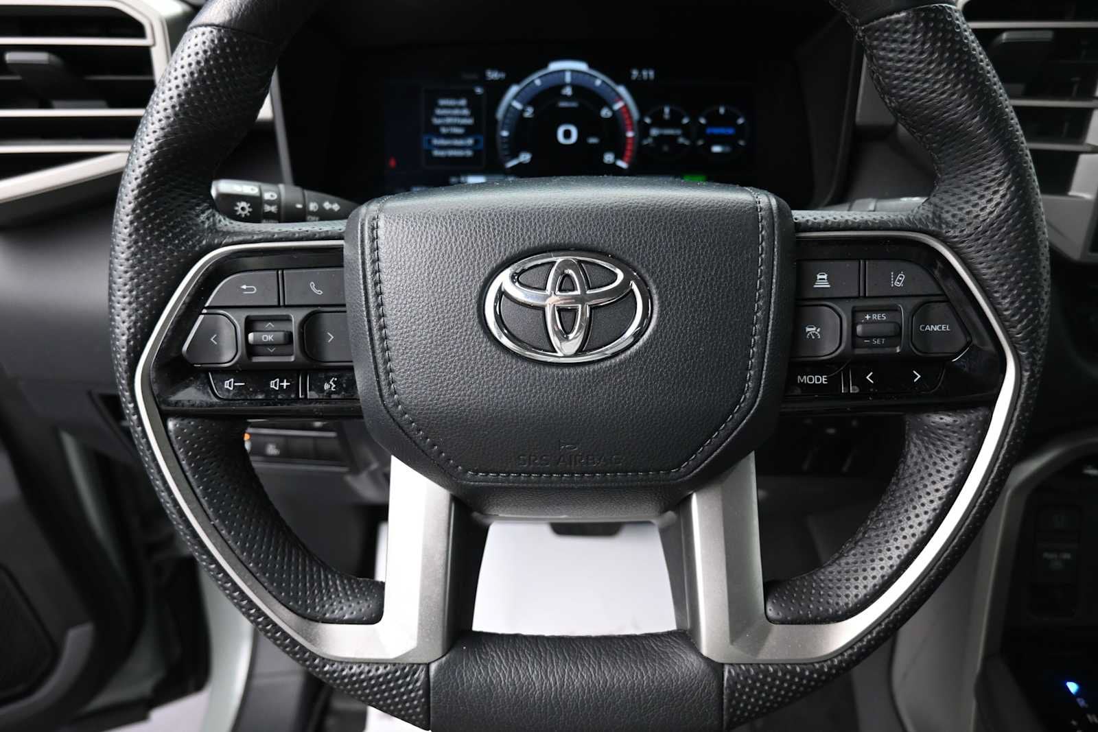 2024 Toyota Tundra Limited - Photo 6