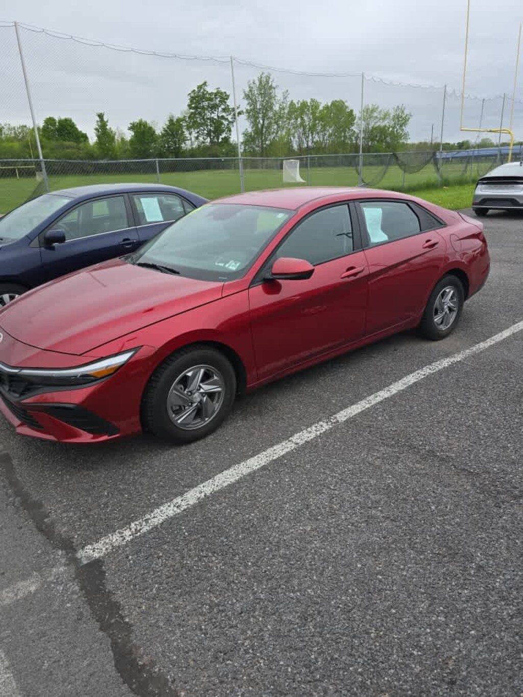 Used 2025 Hyundai Elantra SE Sedan