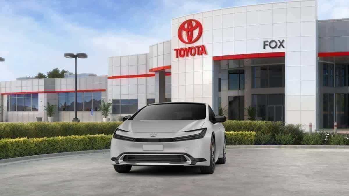 2026 Toyota Prius Plug-in Hybrid XSE Premium - Photo 18