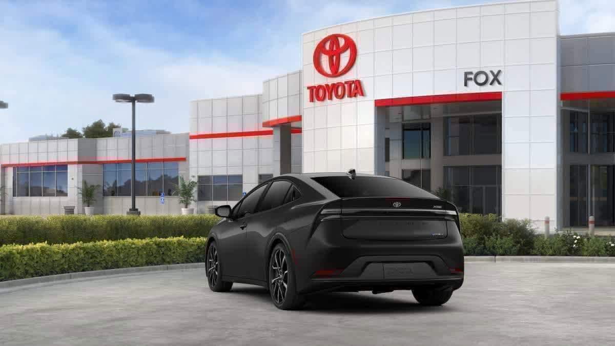 2026 Toyota Prius Plug-in Hybrid XSE - Photo 7