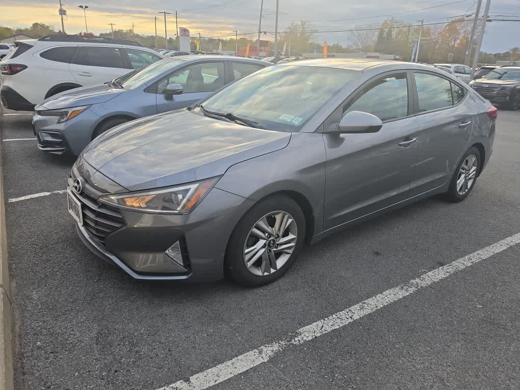  Hyundai Elantra