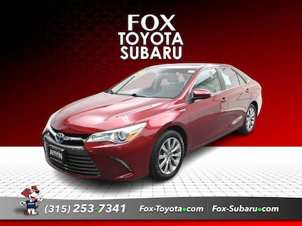 2015 Toyota Camry Hybrid XLE Sedan