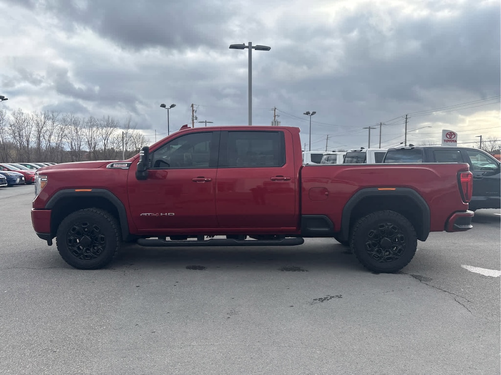 Used 2022 GMC Sierra 2500 HD AT4 Truck Crew Cab