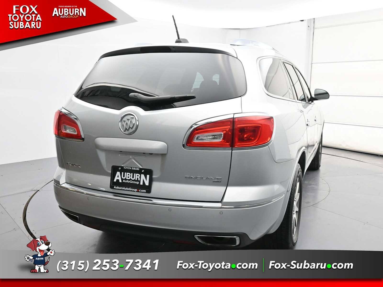 2017 Buick Enclave Leather photo 3