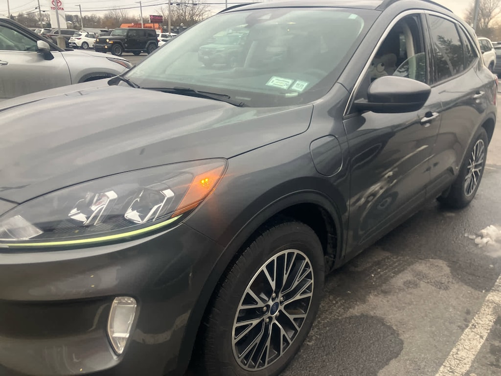 Used 2022 Ford Escape PHEV SEL SUV