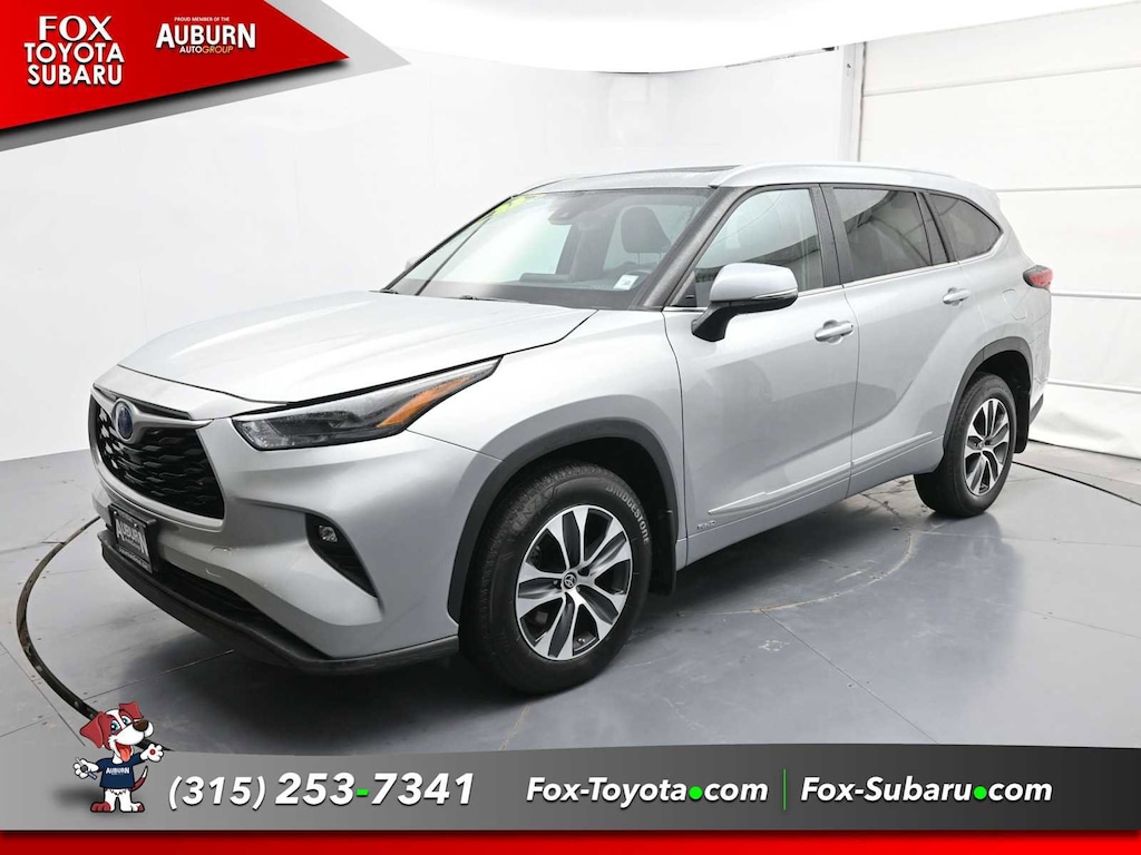 Used 2023 Toyota Highlander Hybrid XLE SUV