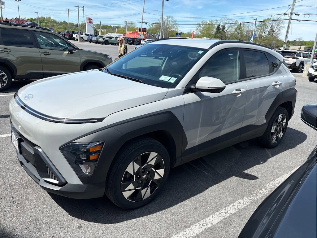 Used 2024 Hyundai Kona SEL SUV