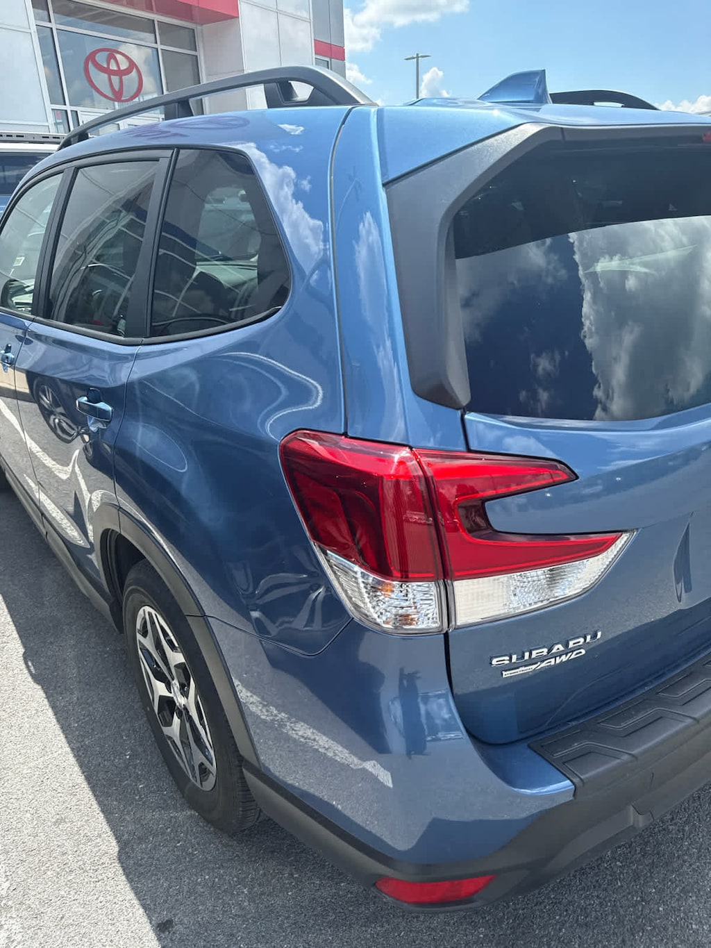 Used 2023 Subaru Forester Premium SUV