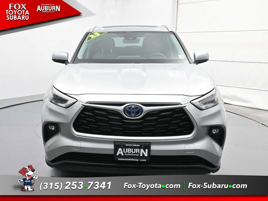 Used 2023 Toyota Highlander Hybrid XLE SUV