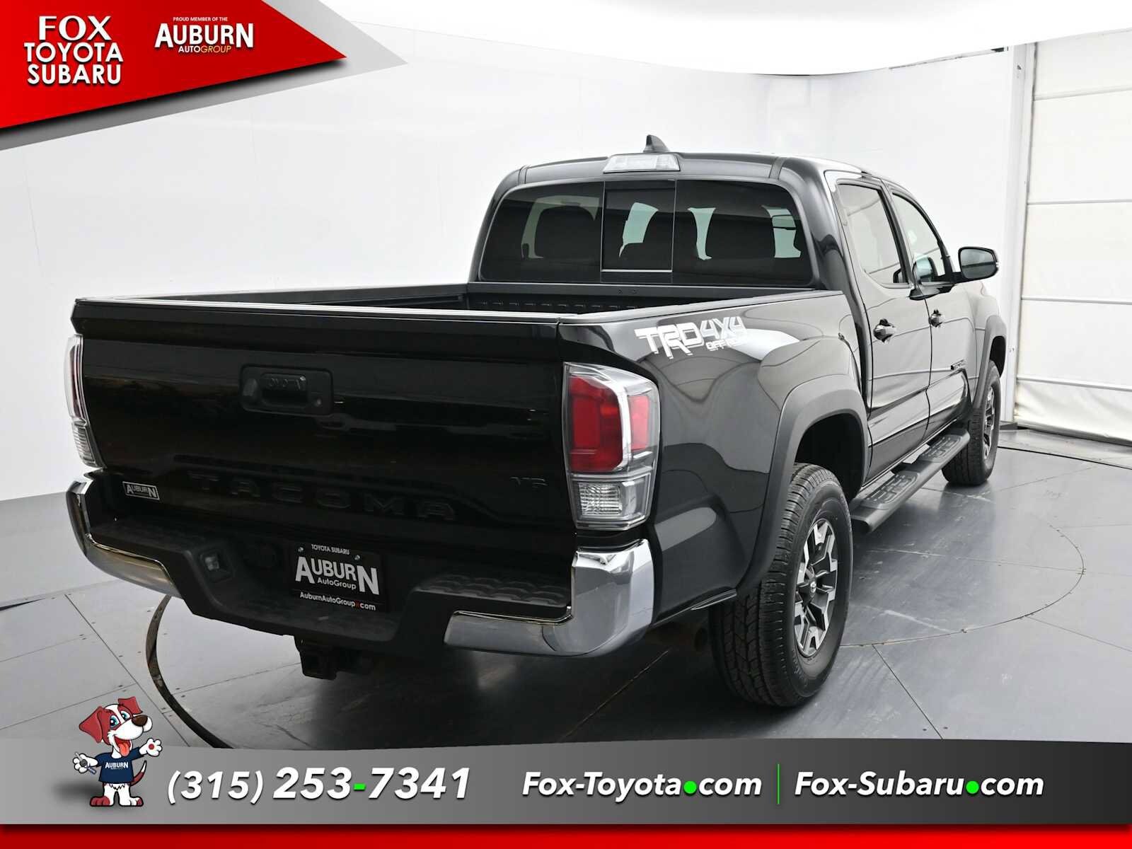 2023 Toyota Tacoma TRD V6 photo 4