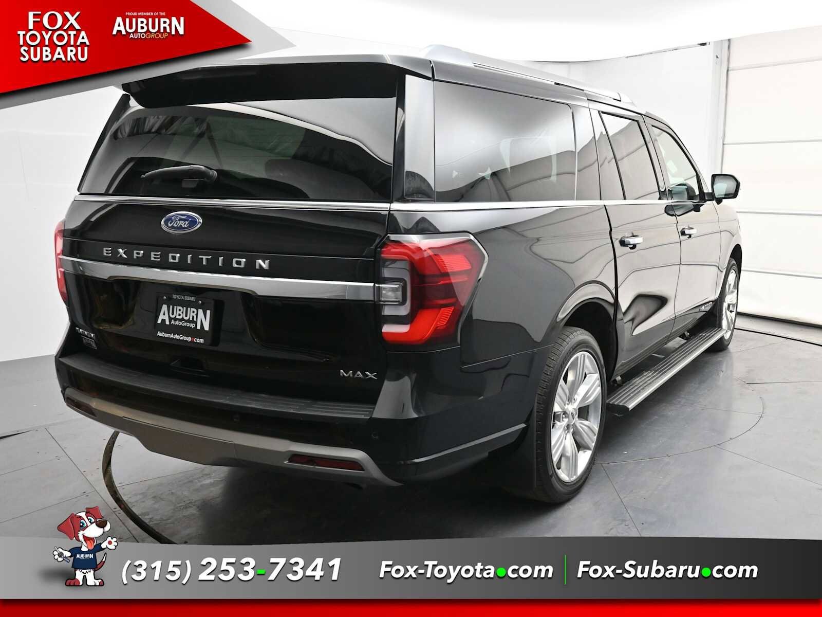 2023 Ford Expedition MAX Platinum photo 3