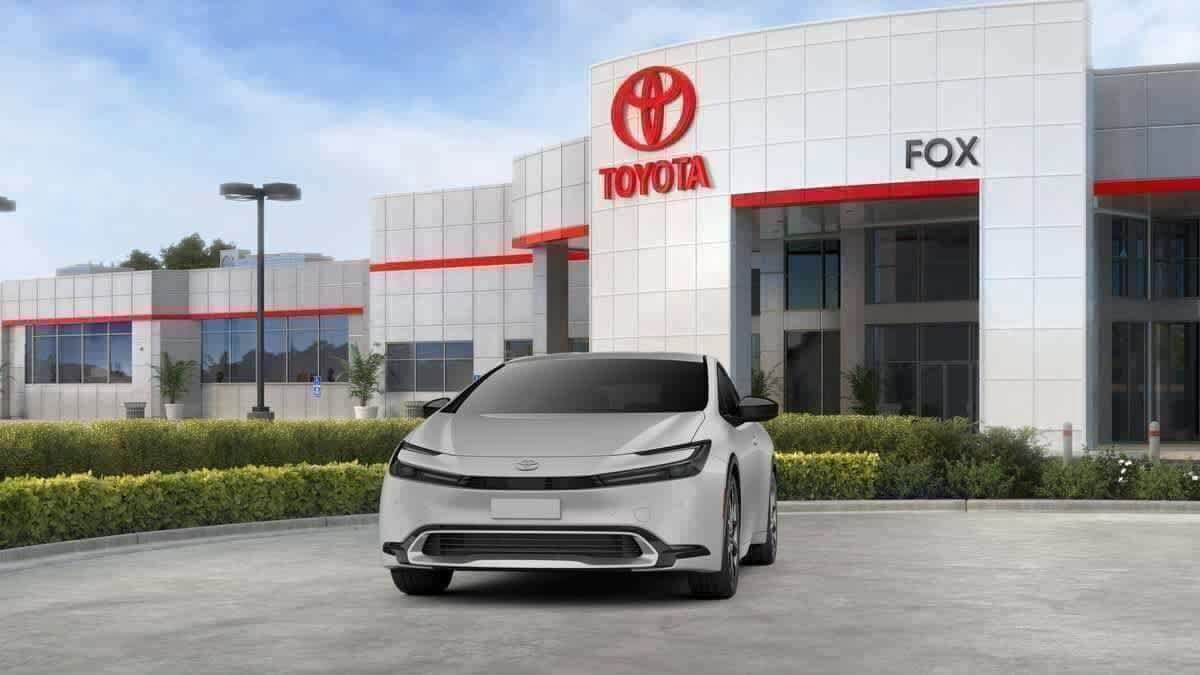 2026 Toyota Prius Plug-in Hybrid XSE - Photo 18