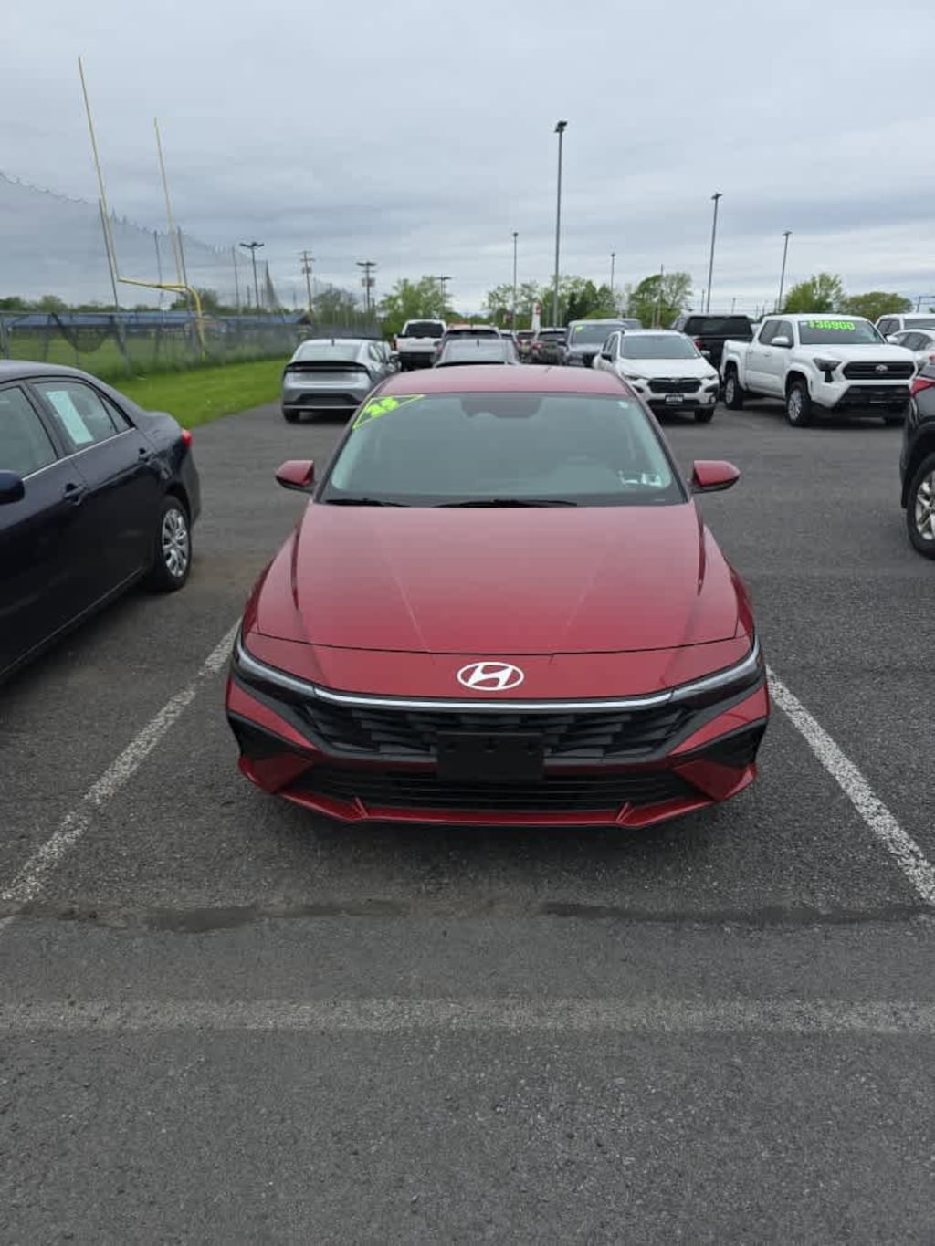 Used 2025 Hyundai Elantra SE Sedan