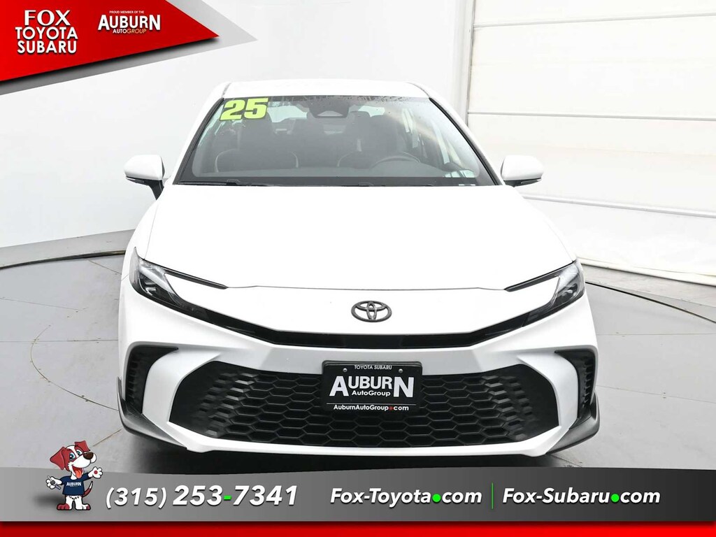 Used 2025 Toyota Camry SE Sedan