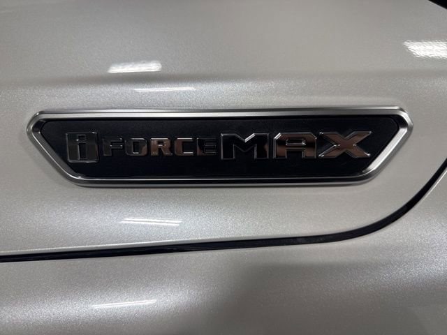 2026 Toyota Tacoma Limited - Photo 12