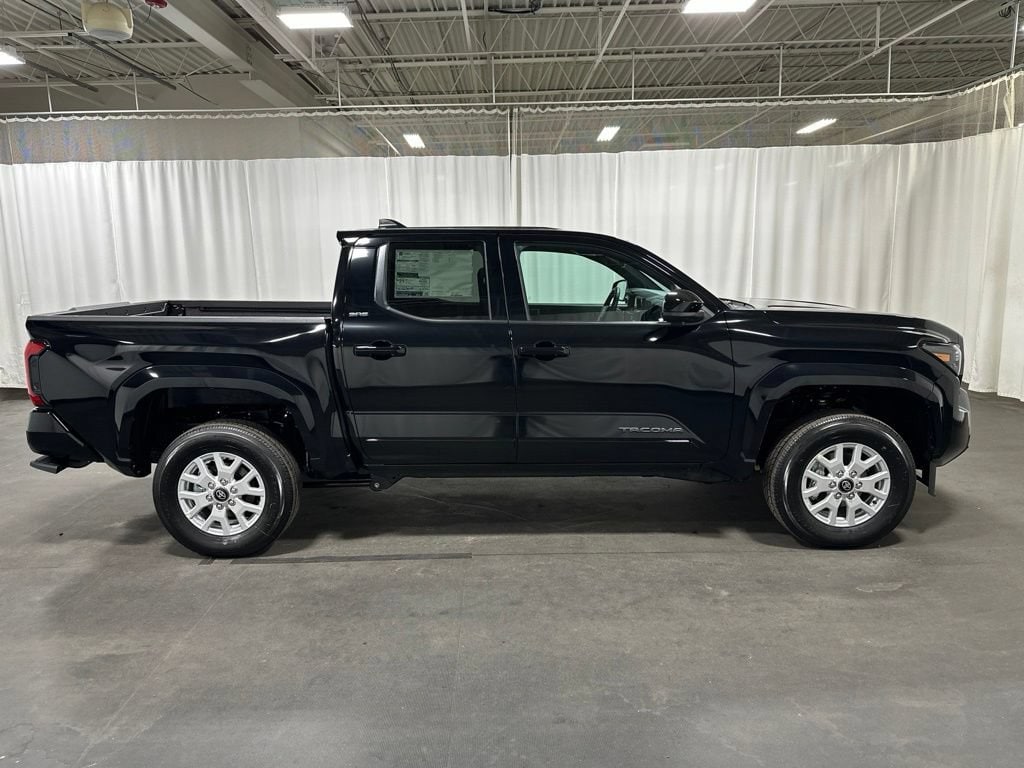 New 2026 Toyota Tacoma SR5 4X4 DOUBLE CAB