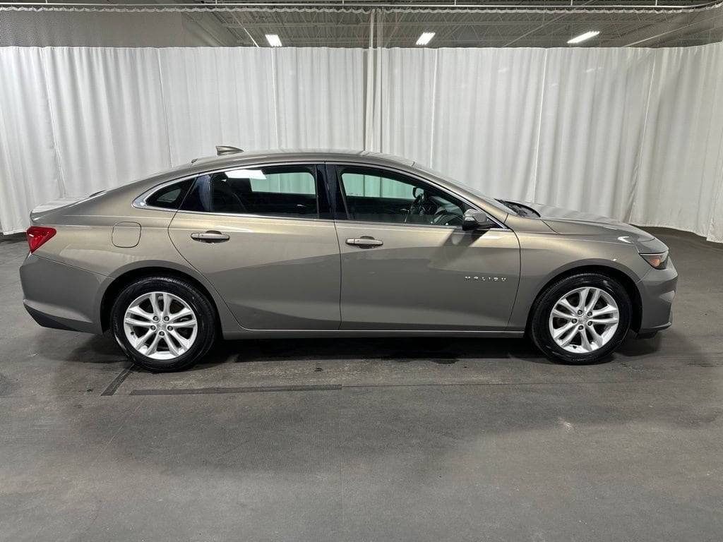 Used 2017 Chevrolet Malibu LT Sedan