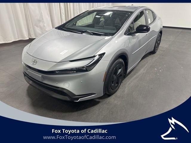 2026 Toyota Prius LE FWD's photo