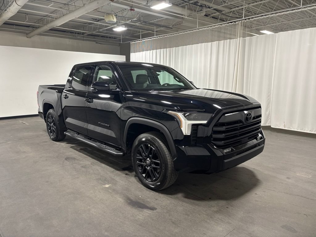 New 2026 Toyota Tundra Limited LIMITED CREWMAX 5.5