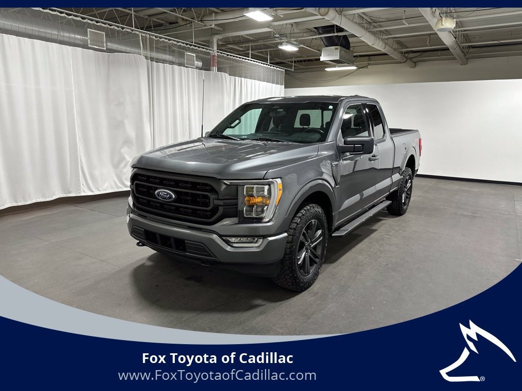 Used 2022 Ford F-150 XLT Truck SuperCab