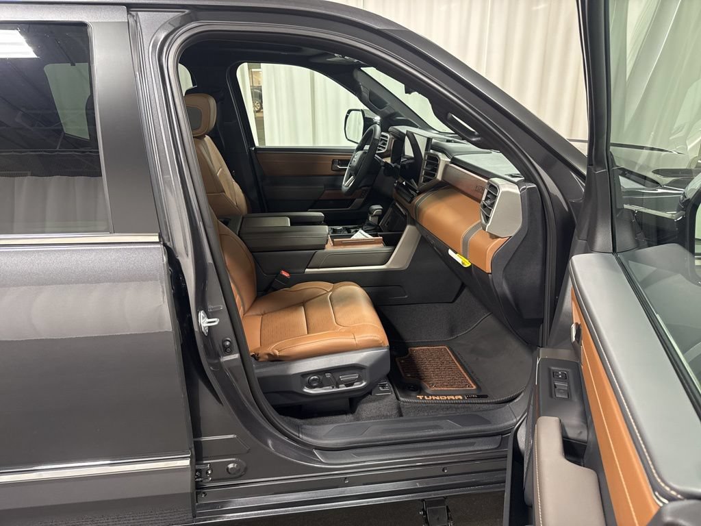 2026 Toyota Tundra 1794 Edition - Photo 21