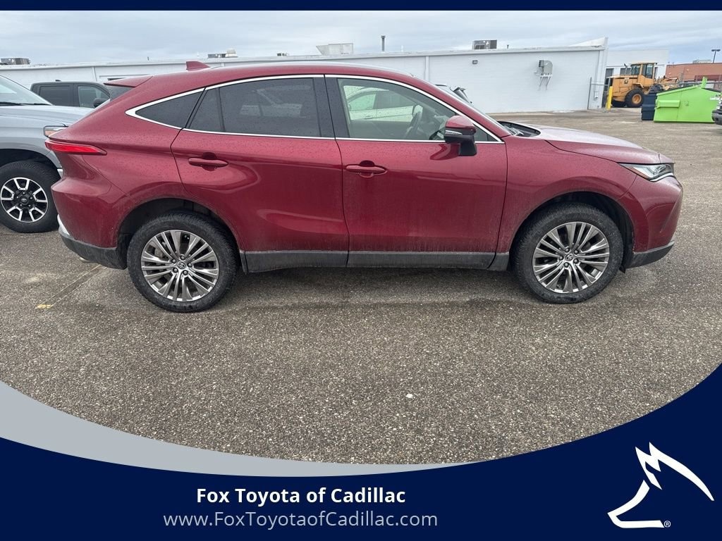 Used 2022 Toyota Venza Limited SUV