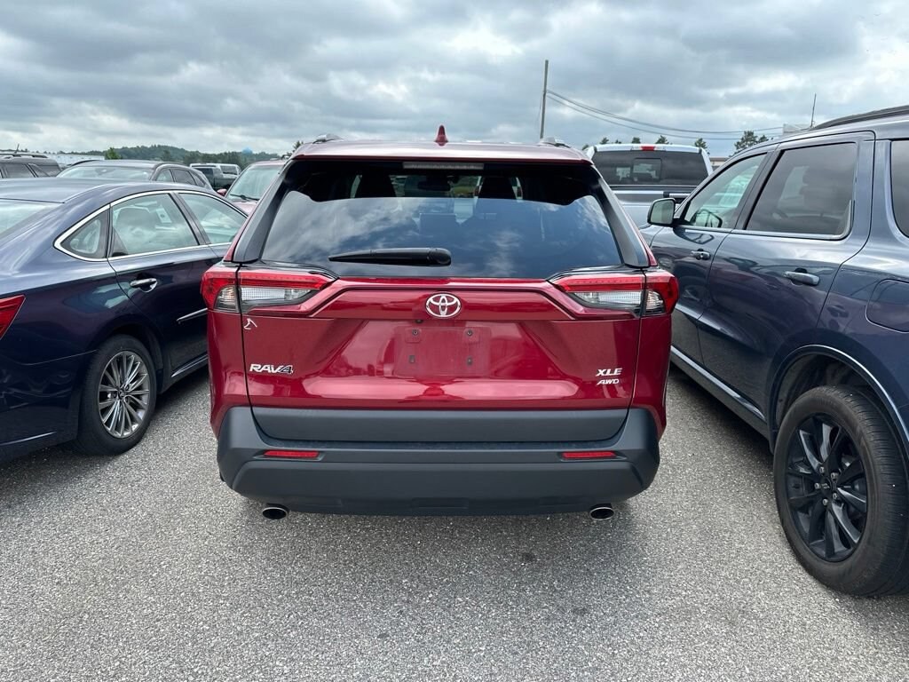 Used 2024 Toyota RAV4 XLE SUV