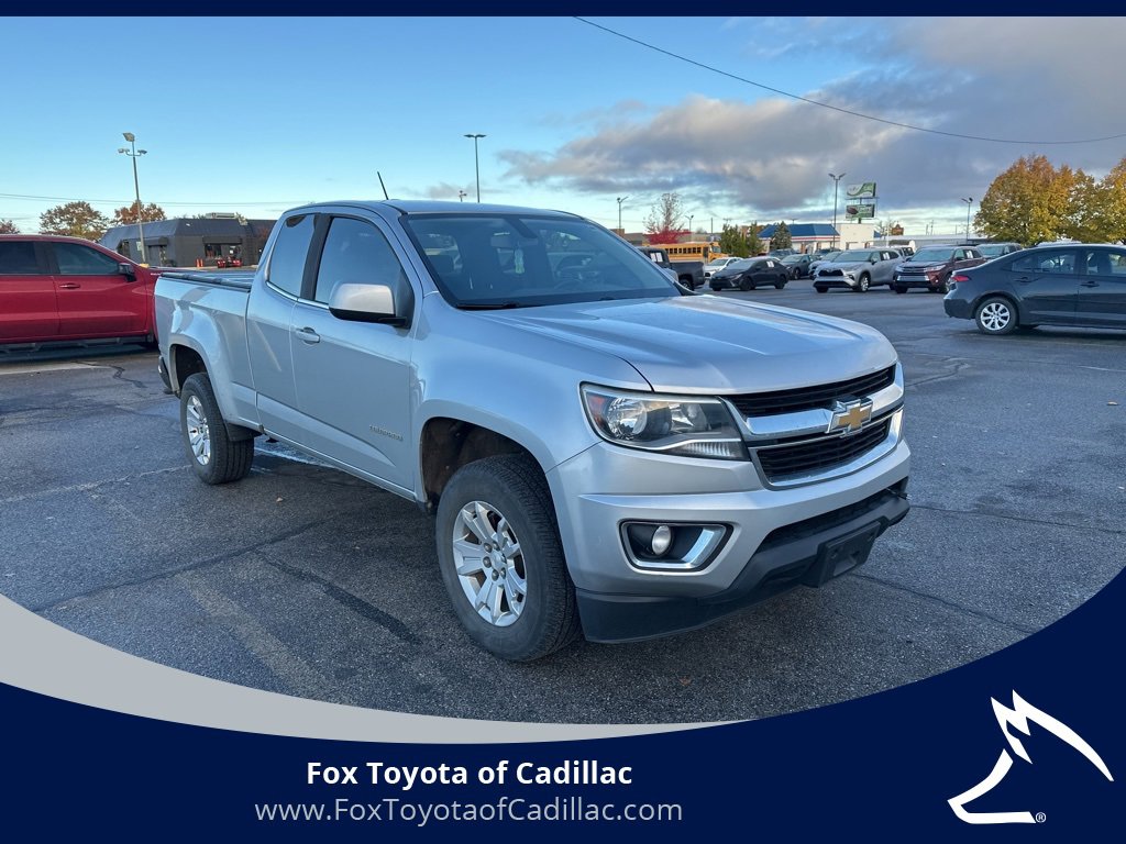 2018 Chevrolet Colorado LT photo 2