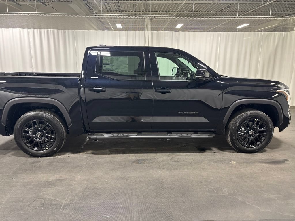 New 2026 Toyota Tundra Limited LIMITED CREWMAX 5.5