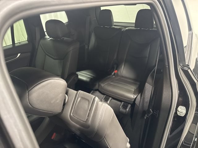2025 Cadillac XT6 Sport - Photo 16