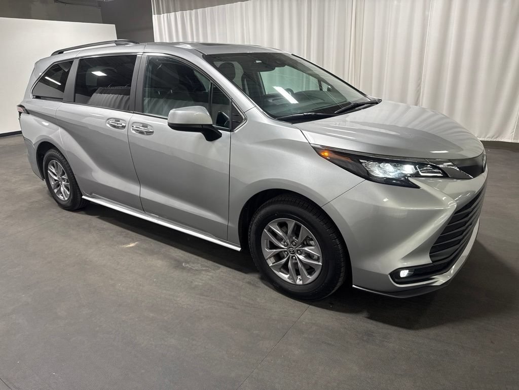 Certified 2025 Toyota Sienna XLE Van Passenger Van
