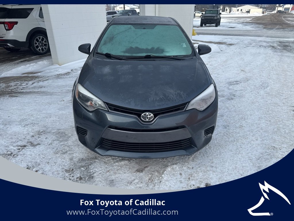 Used 2016 Toyota Corolla LE with VIN 2T1BURHE3GC582158 for sale in Cadillac, MI
