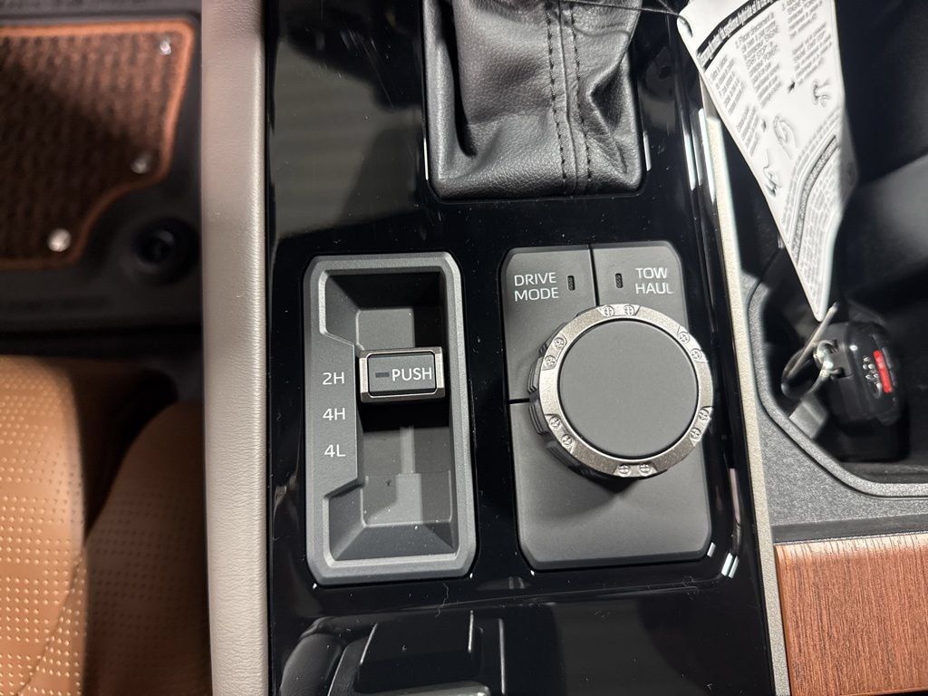 2026 Toyota Tundra 1794 Edition - Photo 31