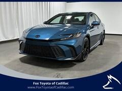 2025 Toyota Camry SE SE
