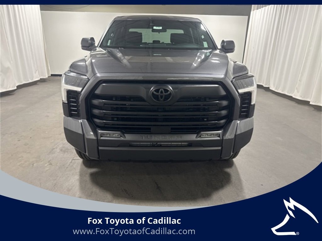 New 2026 Toyota Tundra SR5 SR5 CREWMAX 5.5