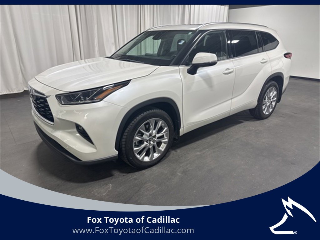 2020 Toyota Highlander Limited's photo