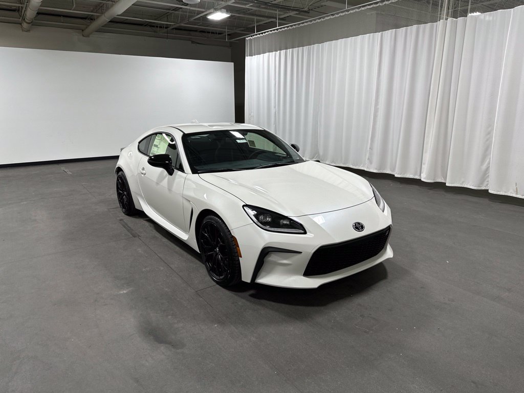New 2026 Toyota GR86 Premium MT 2+2 COUPE 6 SPD M/T