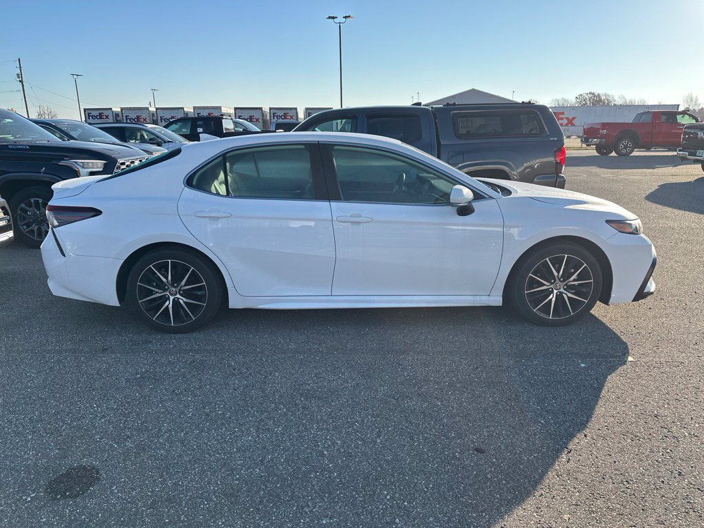 Used 2024 Toyota Camry Hybrid SE Sedan