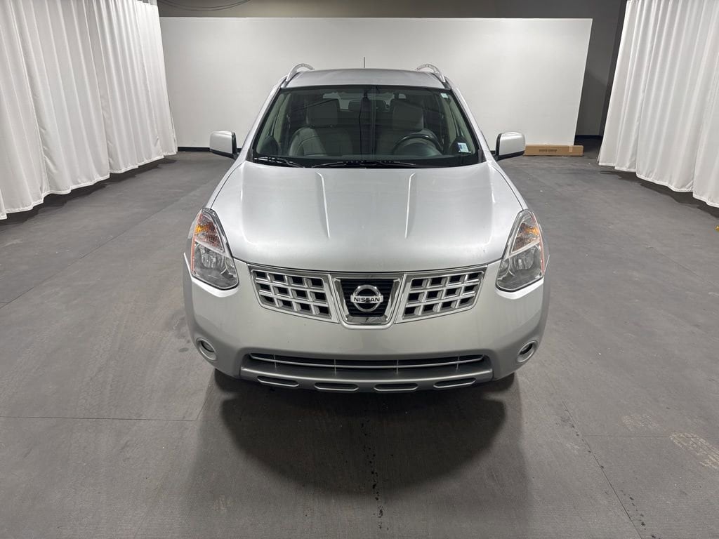 Used 2009 Nissan Rogue SL with VIN JN8AS58T19W055176 for sale in Cadillac, MI