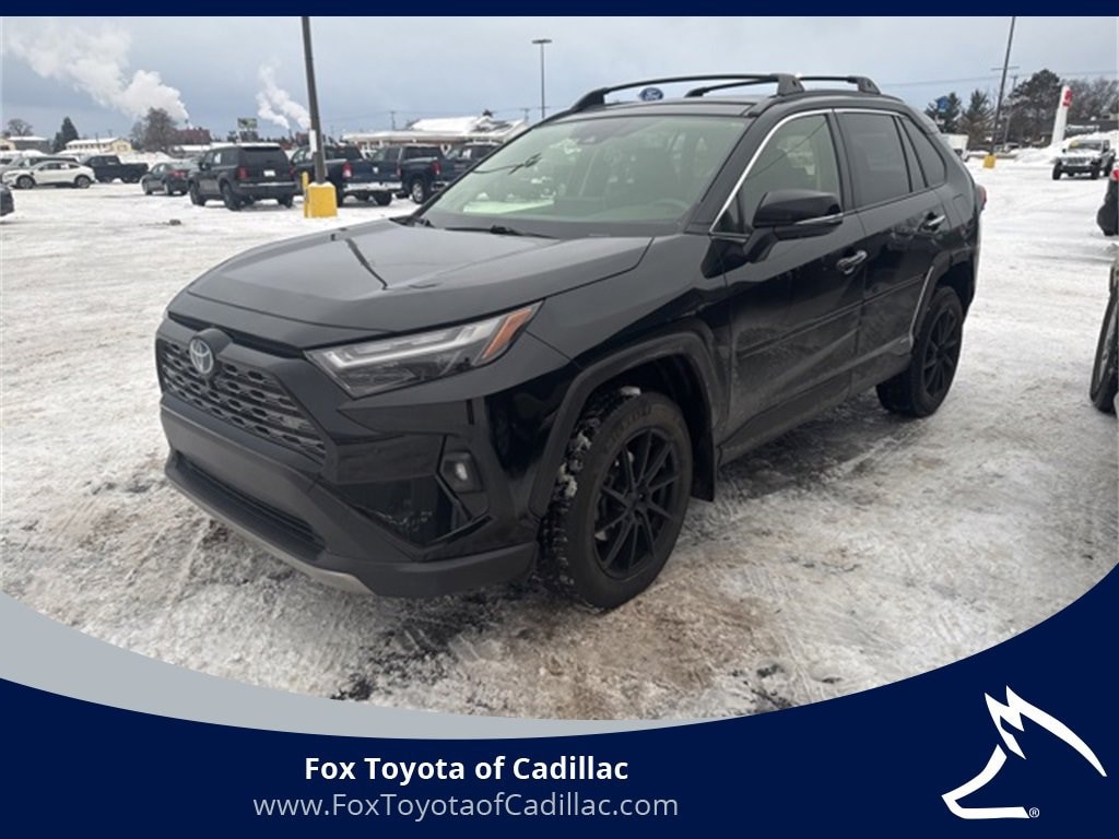 Used 2022 Toyota RAV4 Hybrid SE SUV