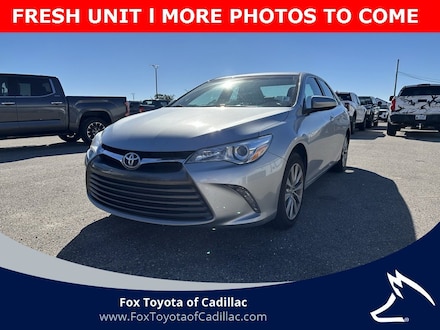 2016 Toyota Camry XLE Sedan