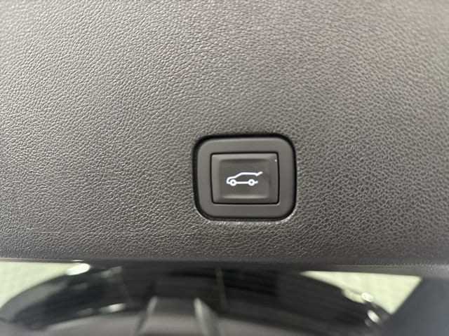 2025 Cadillac XT6 Sport - Photo 19