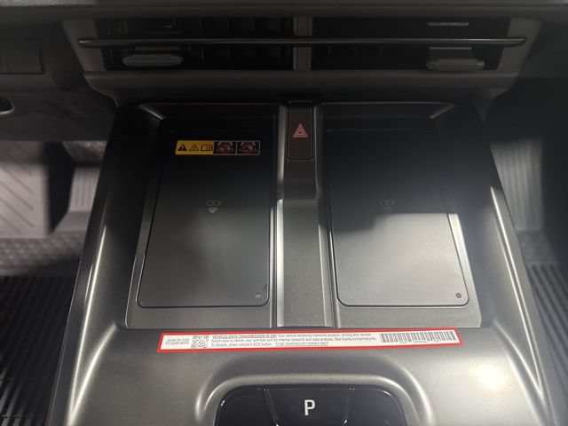 2026 Toyota bZ XLE - Photo 27